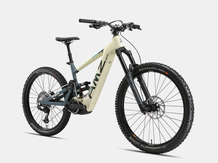 TS2502_E90-Right_rear